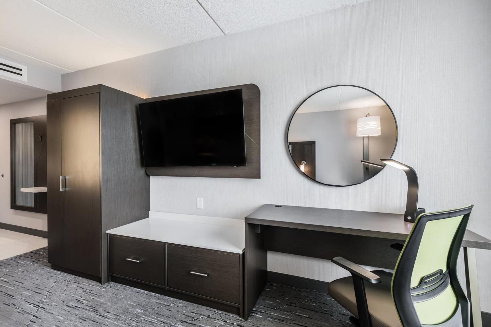 Holiday Inn Express & Suites - Toronto Airport South By Ihg Exteriér fotografie